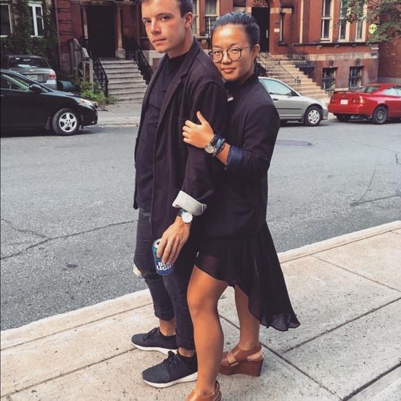 Asymmetric mesh skirt - Picture 2 of 5